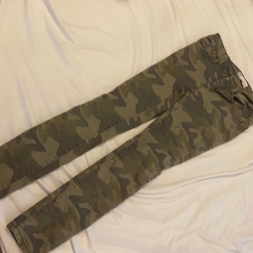 GIRLS RSQ CAMO SKINNY JEANS
